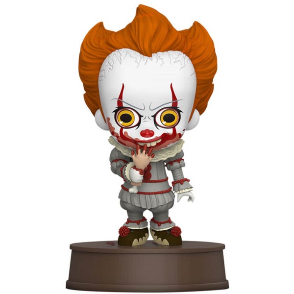 Hot Toys It Chapter Two Cosbaby Mini Figure Pennywise With Broken Arm Cm Merchandise Zavvi Uk