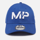 Gorra de béisbol New Era 9Forty de MP - Azul intenso/Blanco