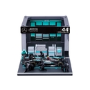 Bburago F1 Mercedes AMG W15 2024 Hamilton 1:43 Scale Pit Pass Diorama
