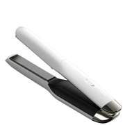 مكواة تصفيف شعر لا سلكية من ghd - أبيض