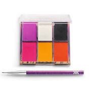 Revolution Beauty XX Revolution Strike Water Activated Liner Palette