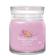 Yankee Candle Signature Jar Candle Medium Jar Hand Tied Blooms 368g