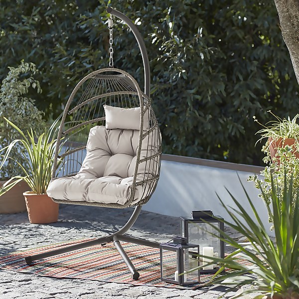 Outdoor hanging chair 2025 with stand