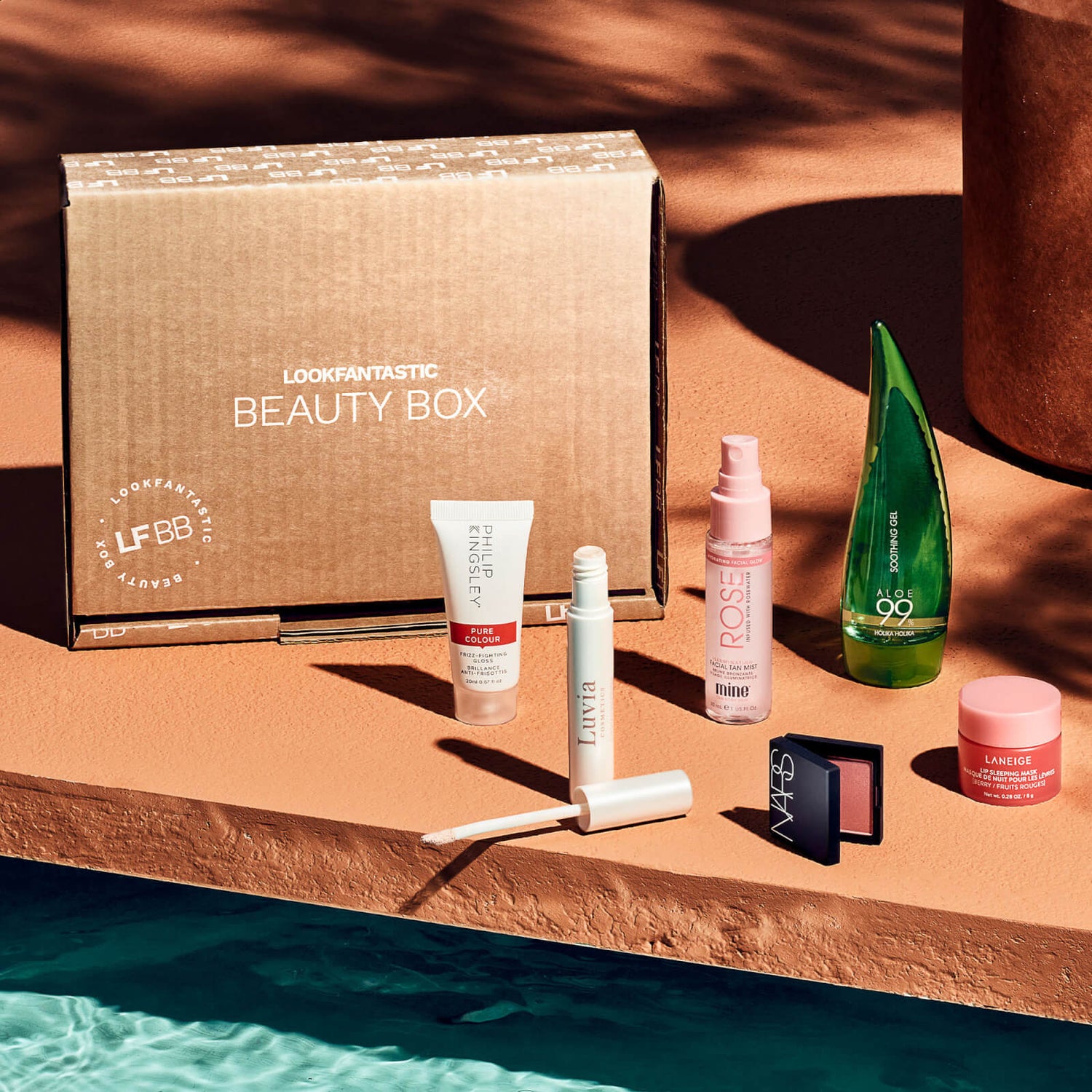 LOOKFANTASTIC THE BOX: June Edition (worth over £55)