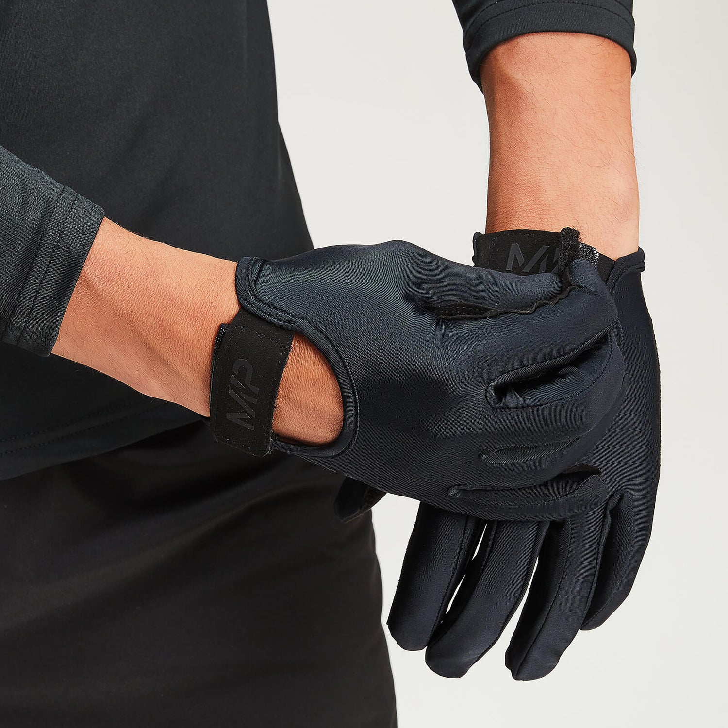 MP rokavice za dvigovanje s polnim pokrovom - črne - S