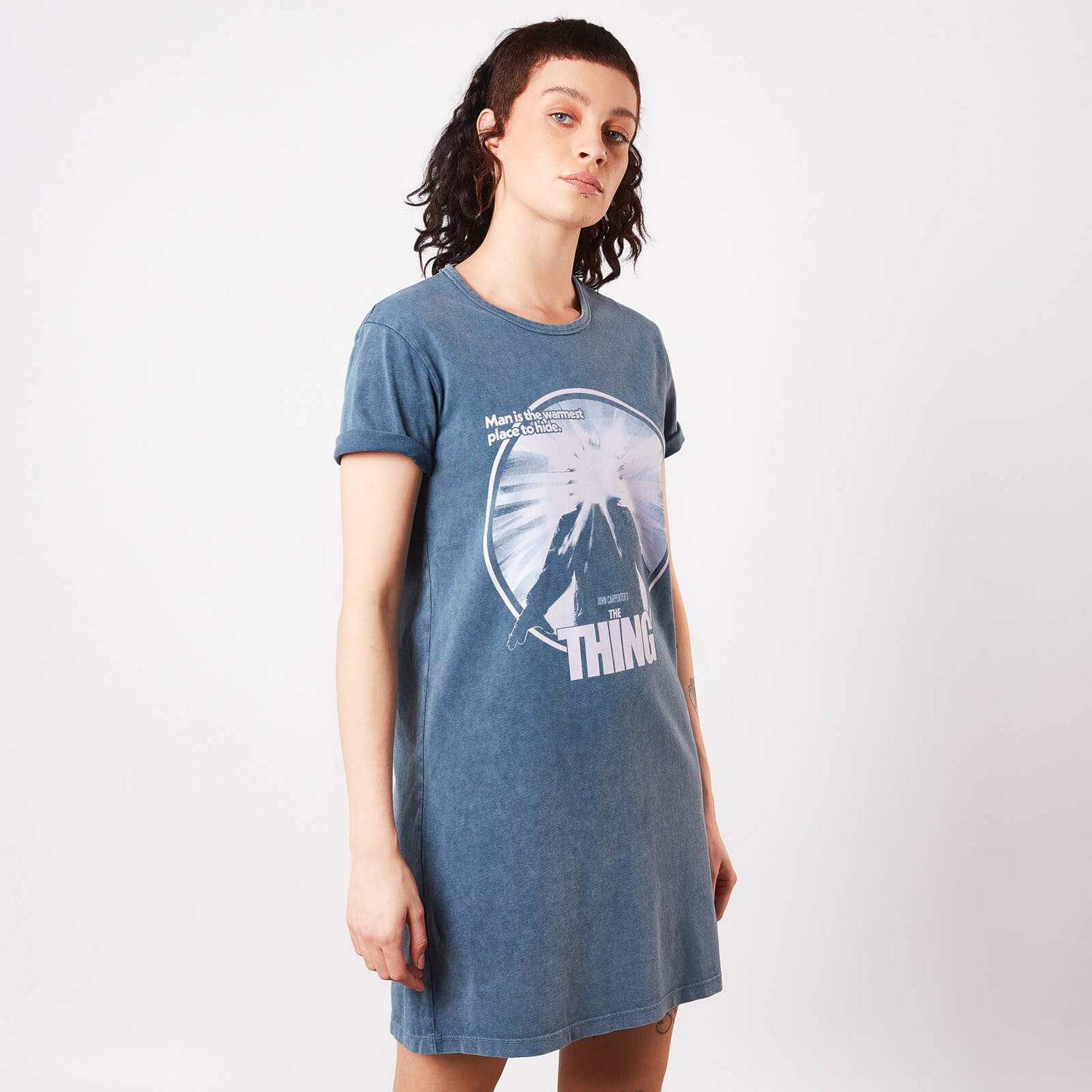 The Thing Man Is The Warmest Place To Hide Women s T Shirt Dress Navy Acid Wash Clothing Zavvi Ireland