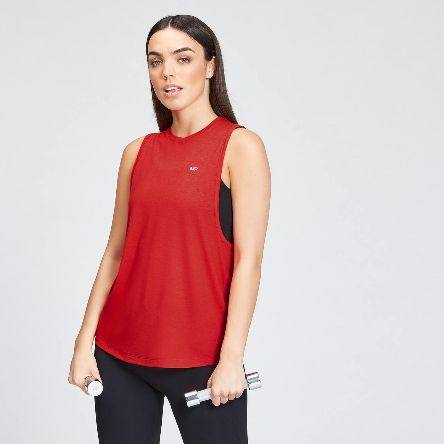 Camiseta de tirantes de entrenamiento con sisas caídas Essentials para mujer de MP - Rojo - XXS