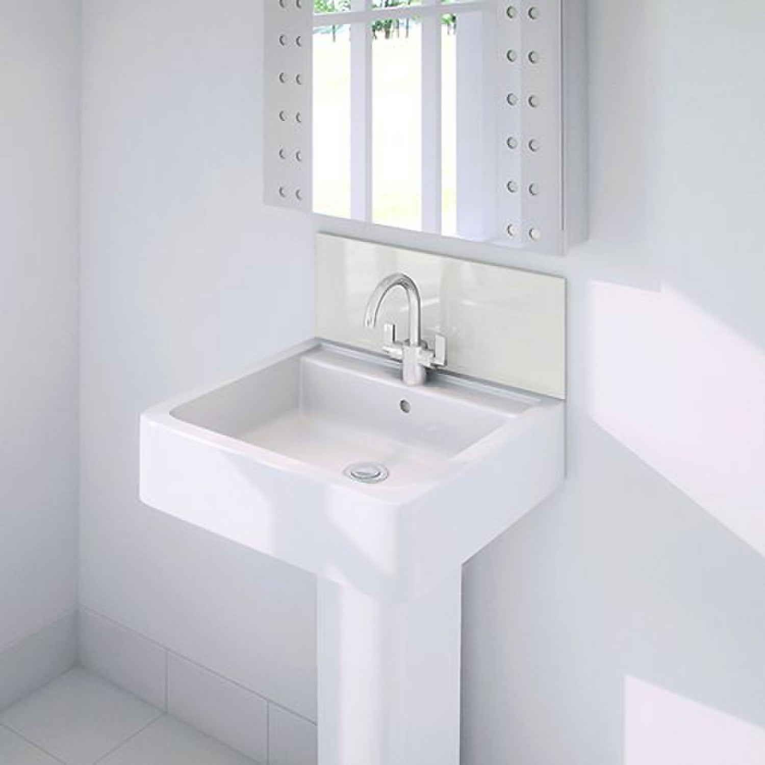 Wetwall Upstand - 600 x 200mm - White Pearl - Glass