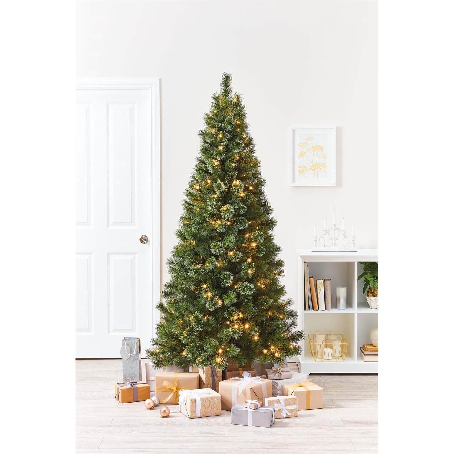 6 feet pre top lit christmas tree