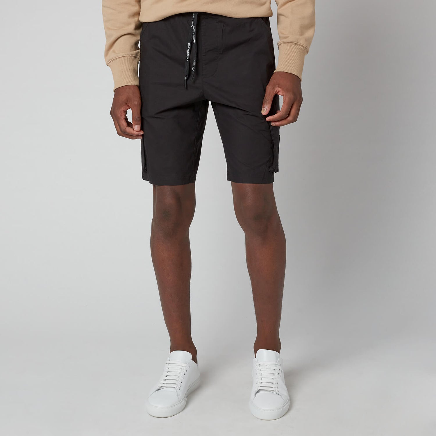 Calvin Klein Jeans Men's Cargo Shorts - Black