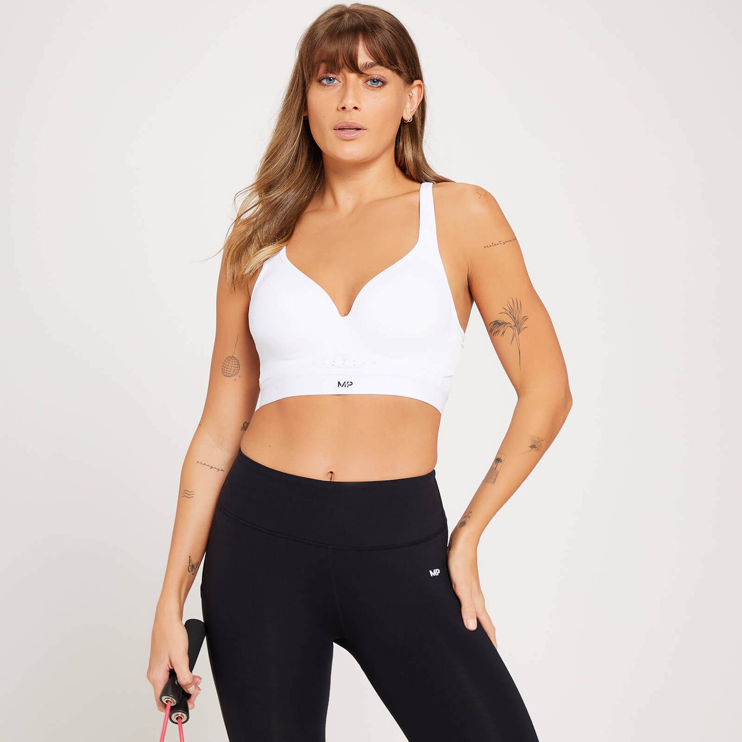 MP High Support Moulded Cup Sports Bra - Vit - 30A
