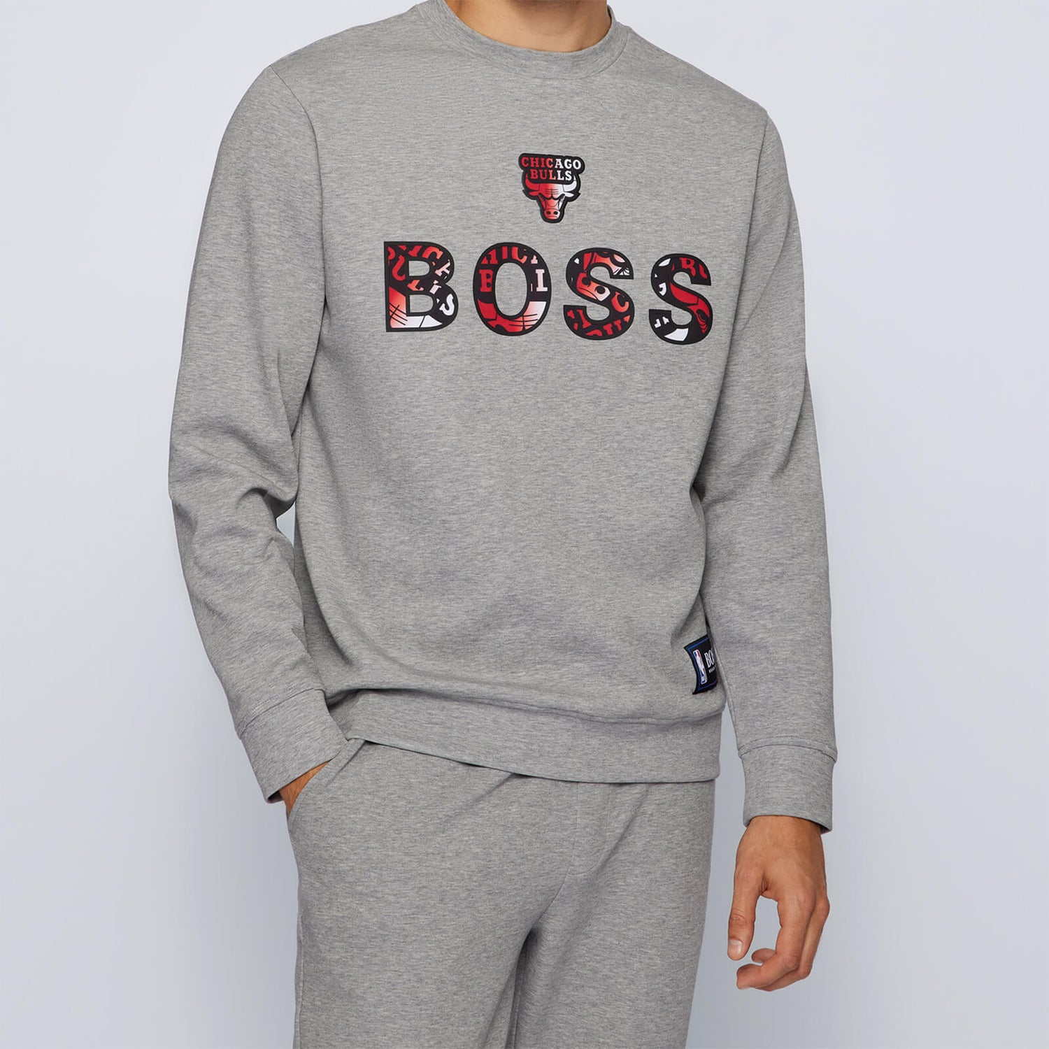 BOSS X NBA Men's Bulls Crewneck Sweatshirt - Medium Grey - S