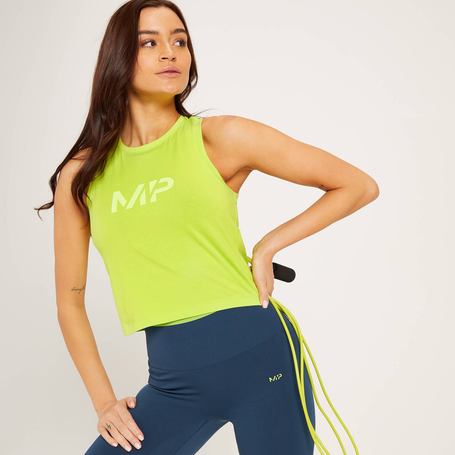 Damska krótka koszulka bez rękawów z plecami w stylu racerback z kolekcji Adapt MP – Acid Lime