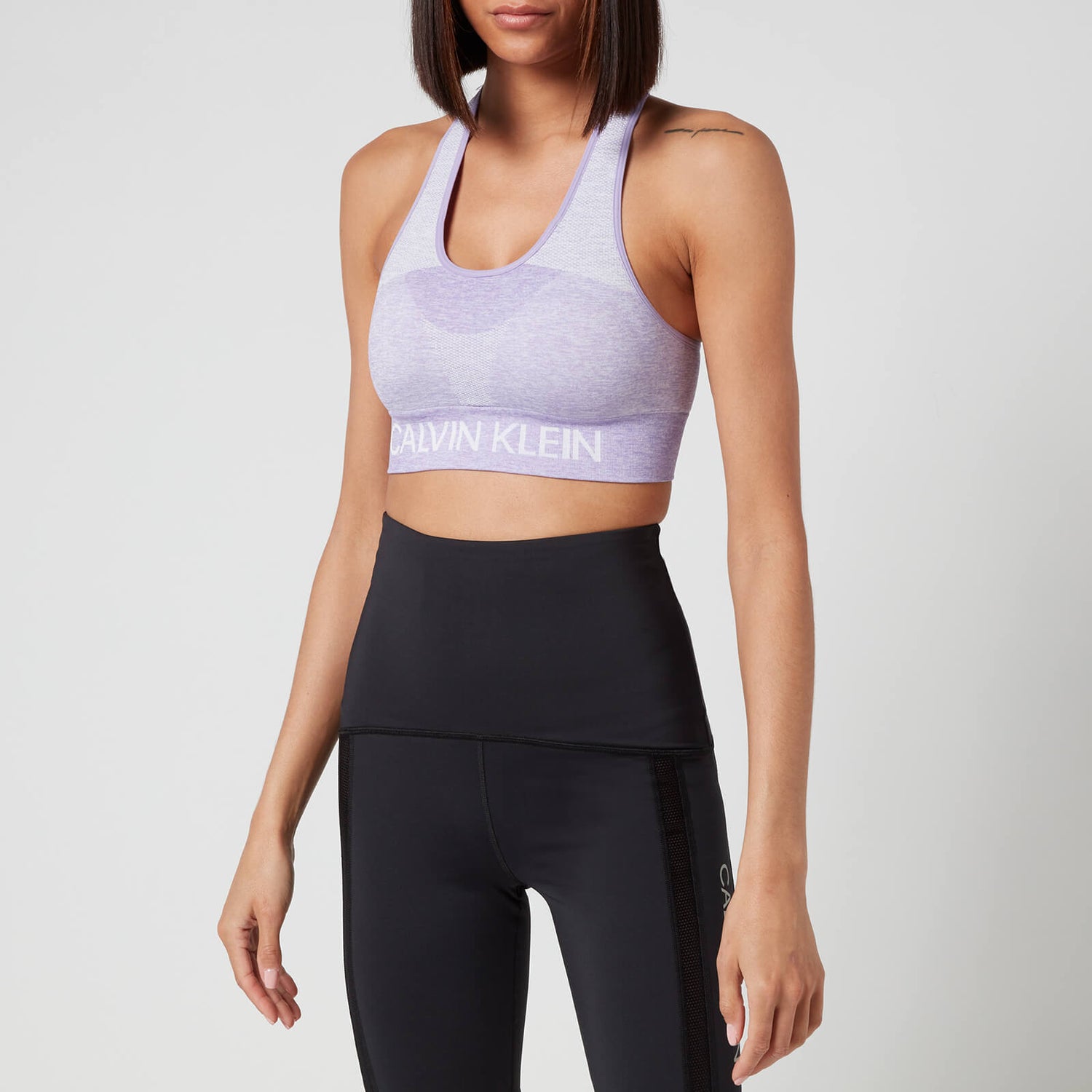 Calvin Klein Performance Women's Seamless Medium Support Sports Bra (Reversible) - Purple Heather - XS