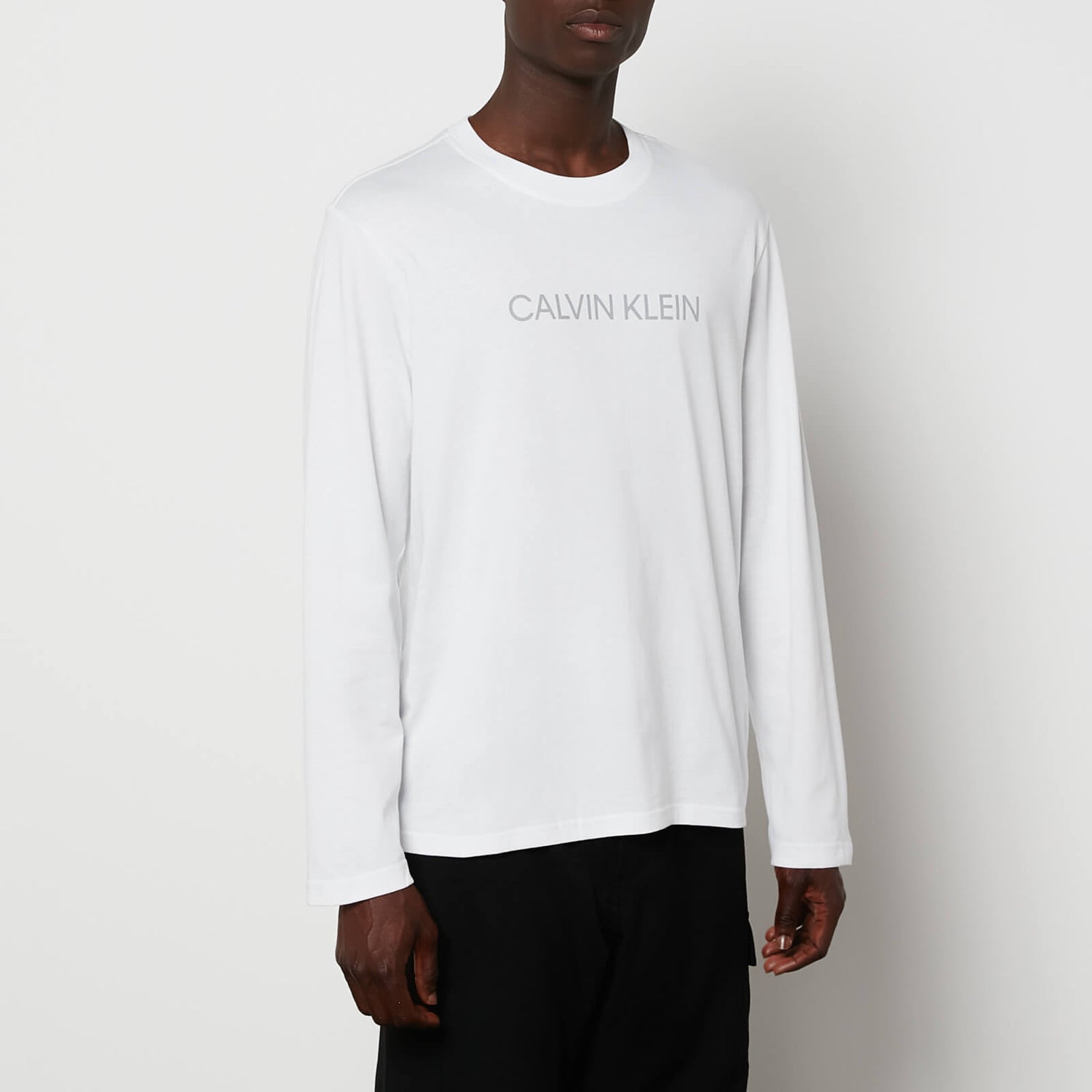 Calvin Klein Performance Men's Chest Logo Long Sleeve T-Shirt - Bright White - M