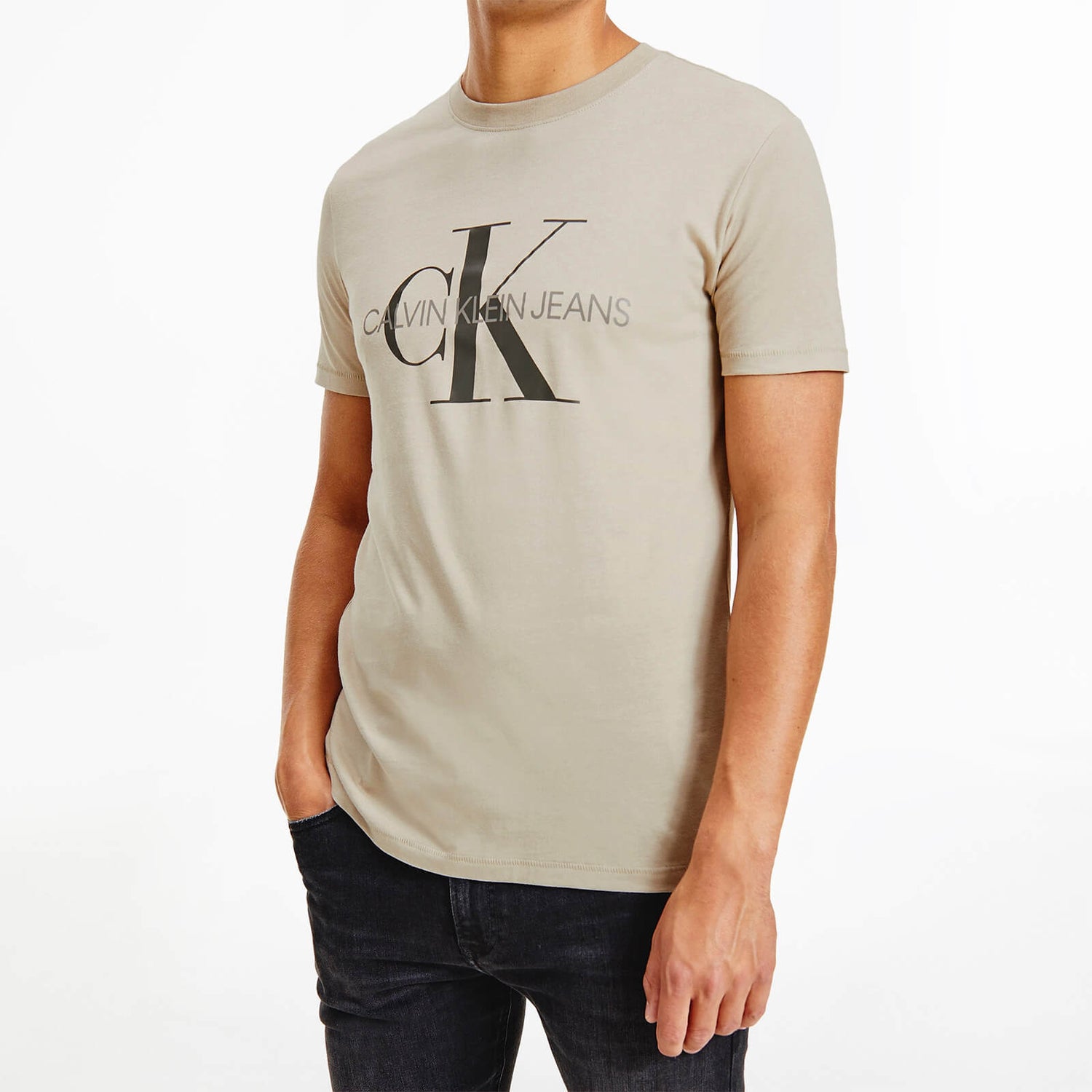 Calvin Klein Jeans Men's Seasonal Monogram T-Shirt - Crockery/Black Olive