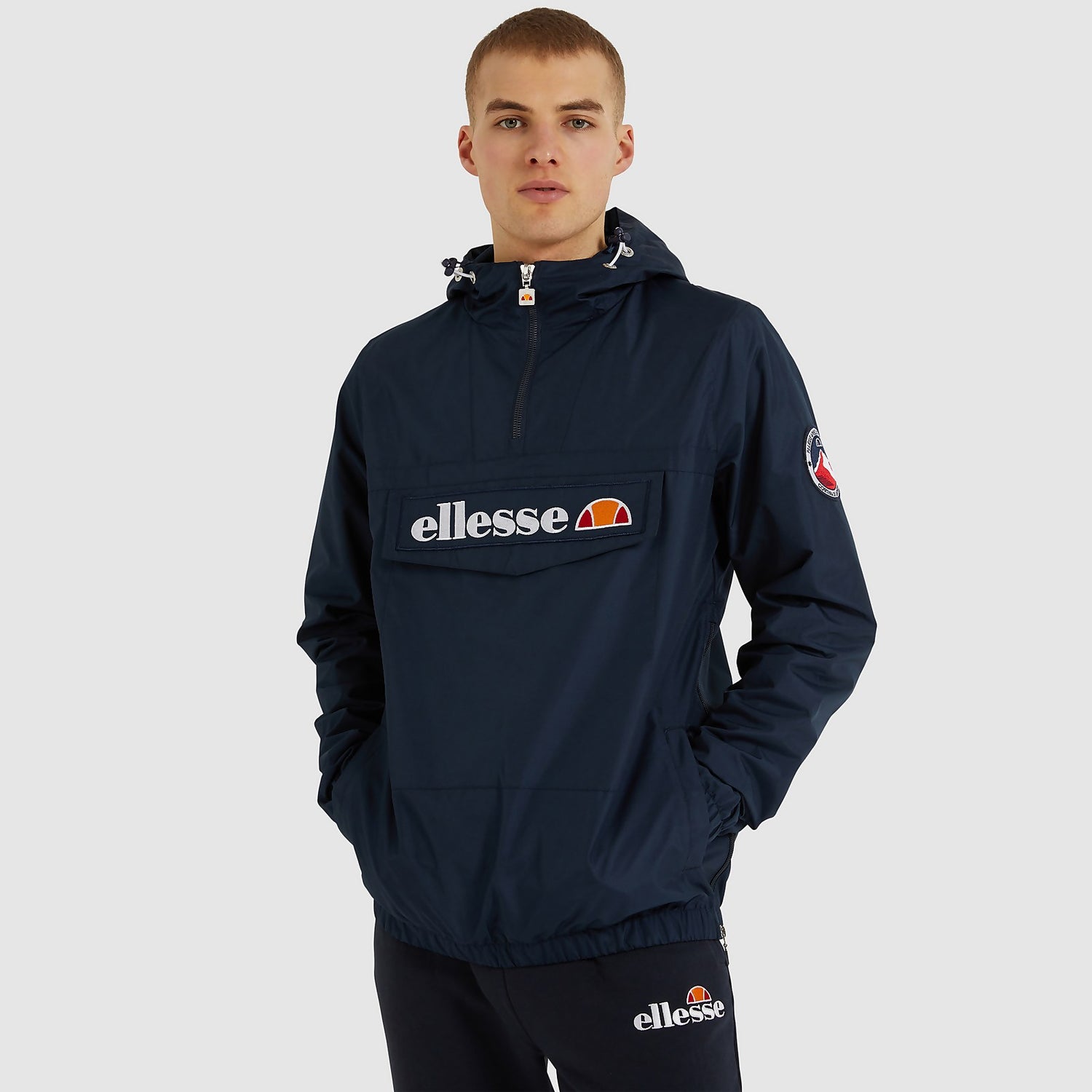 2 OH Jacket Navy | Ellesse