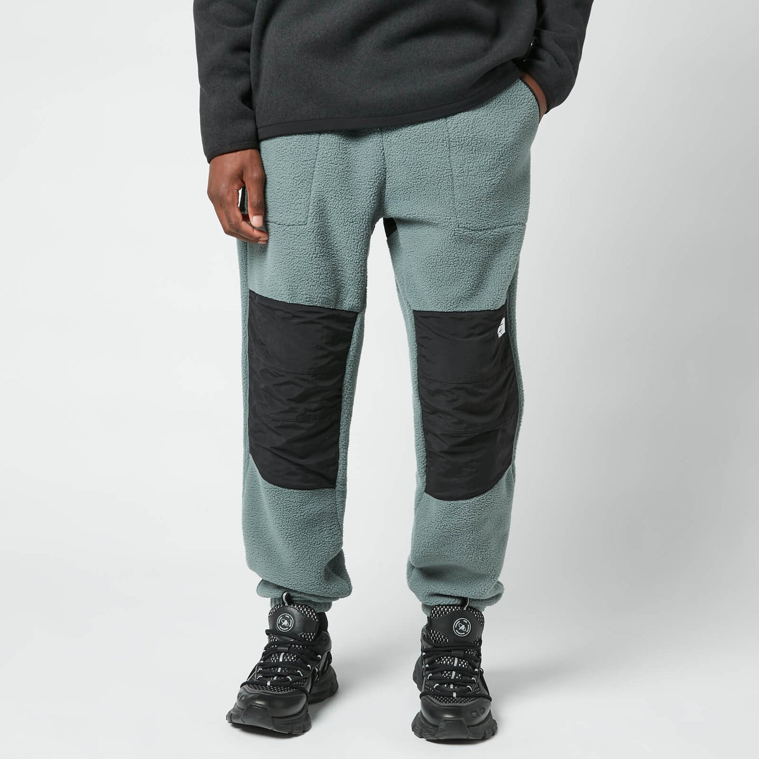 The North Face Men's Denali Sweatpants - Balsam Green