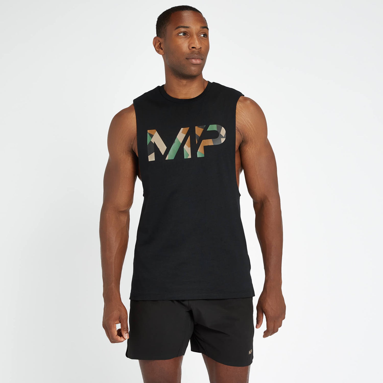 Męska koszulka bez rękawów z nadrukiem camo z kolekcji MP Adapt – czarna