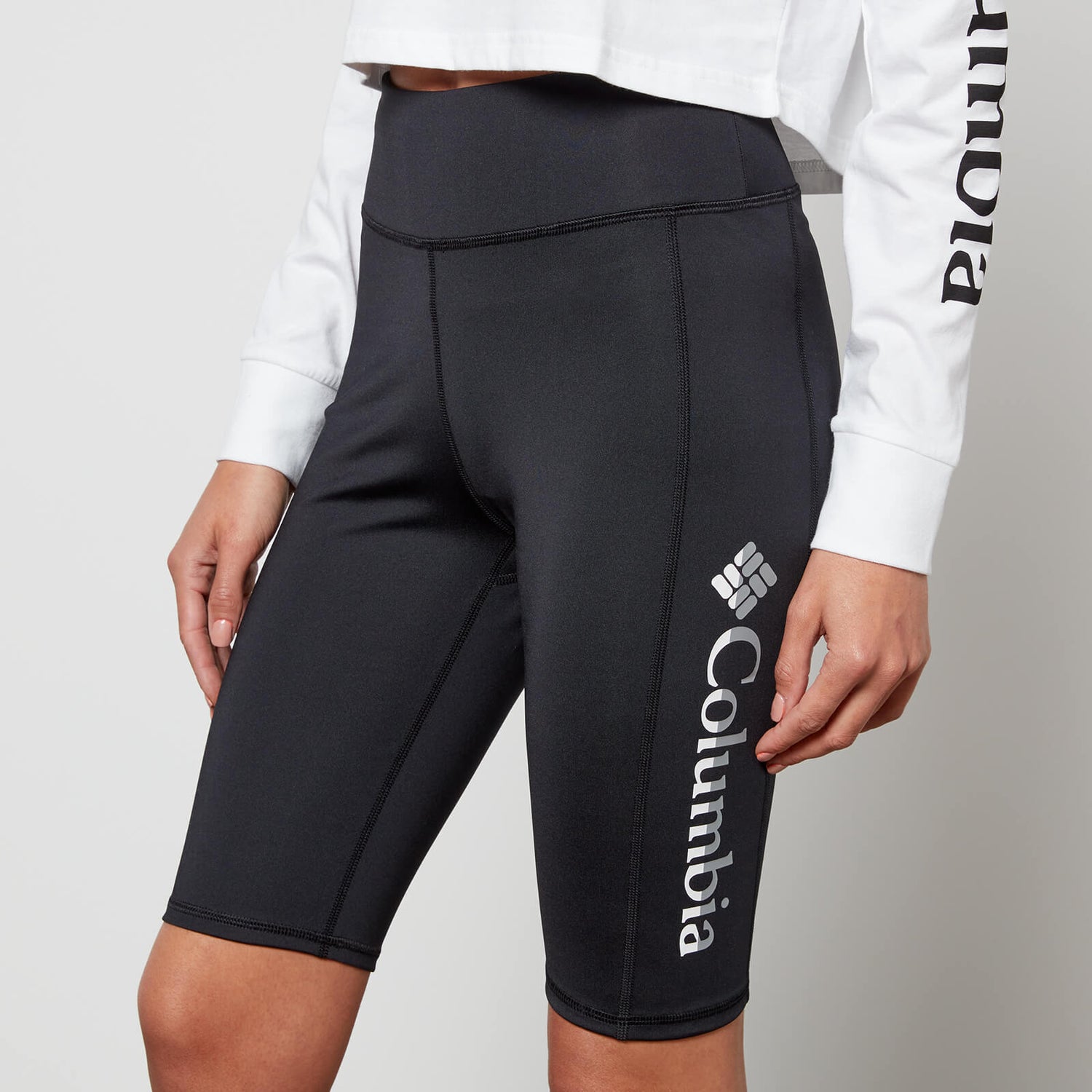 Columbia Women's Columbia River 1/2 Tight Shorts - Black - XS
