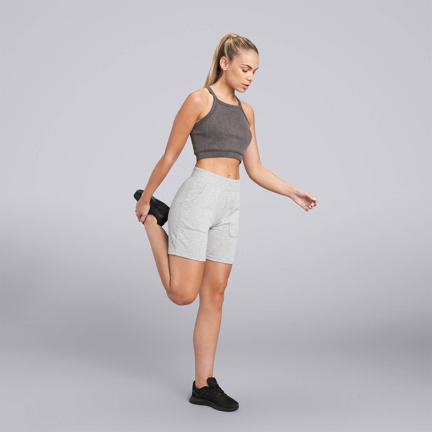 Women's mid thigh athletic shorts discount