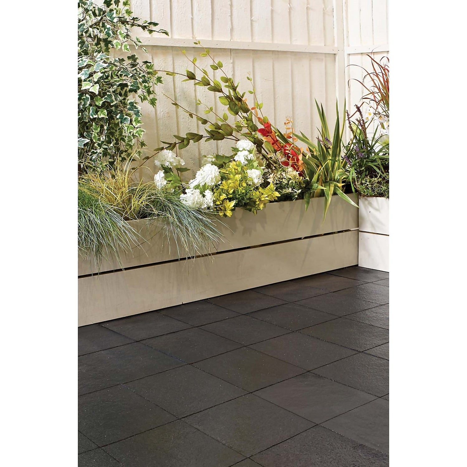 Homebase store paving slabs