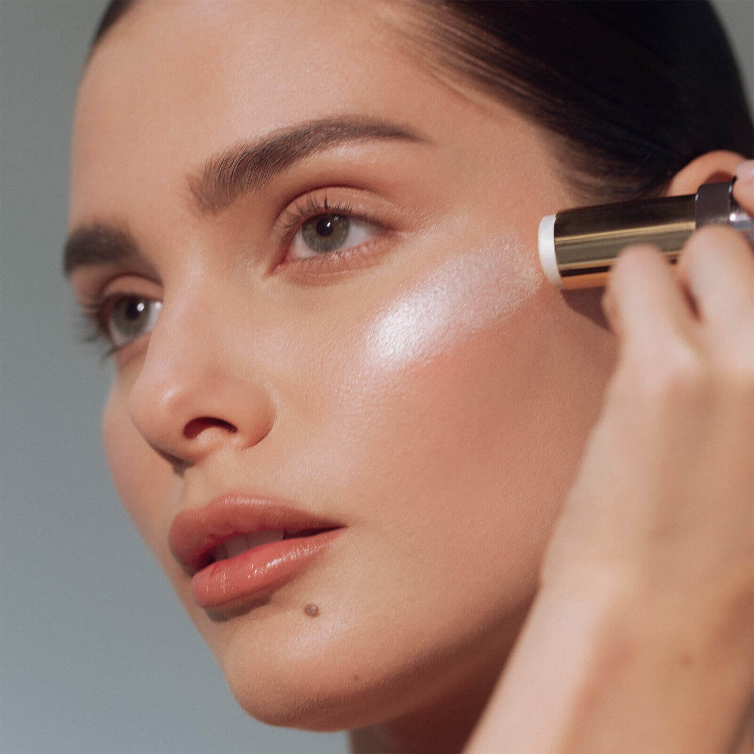The top10 best highlighters for a natural looking glow