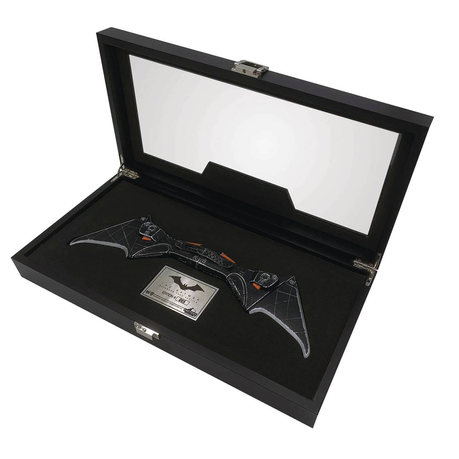 Factory Entertainment DC The Batman - Batarang Limited Edition 1:1 Prop Replica
