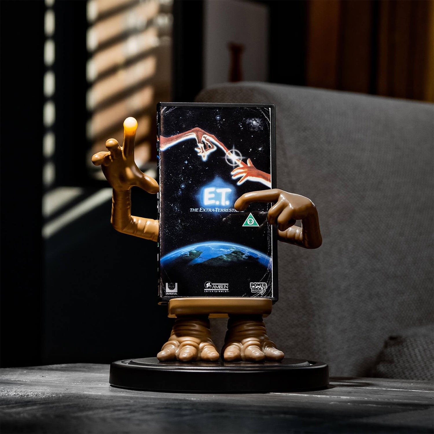 Numskull Designs E.T. Power Idolz VHS Style Wireless Mobile Phone Charging Dock