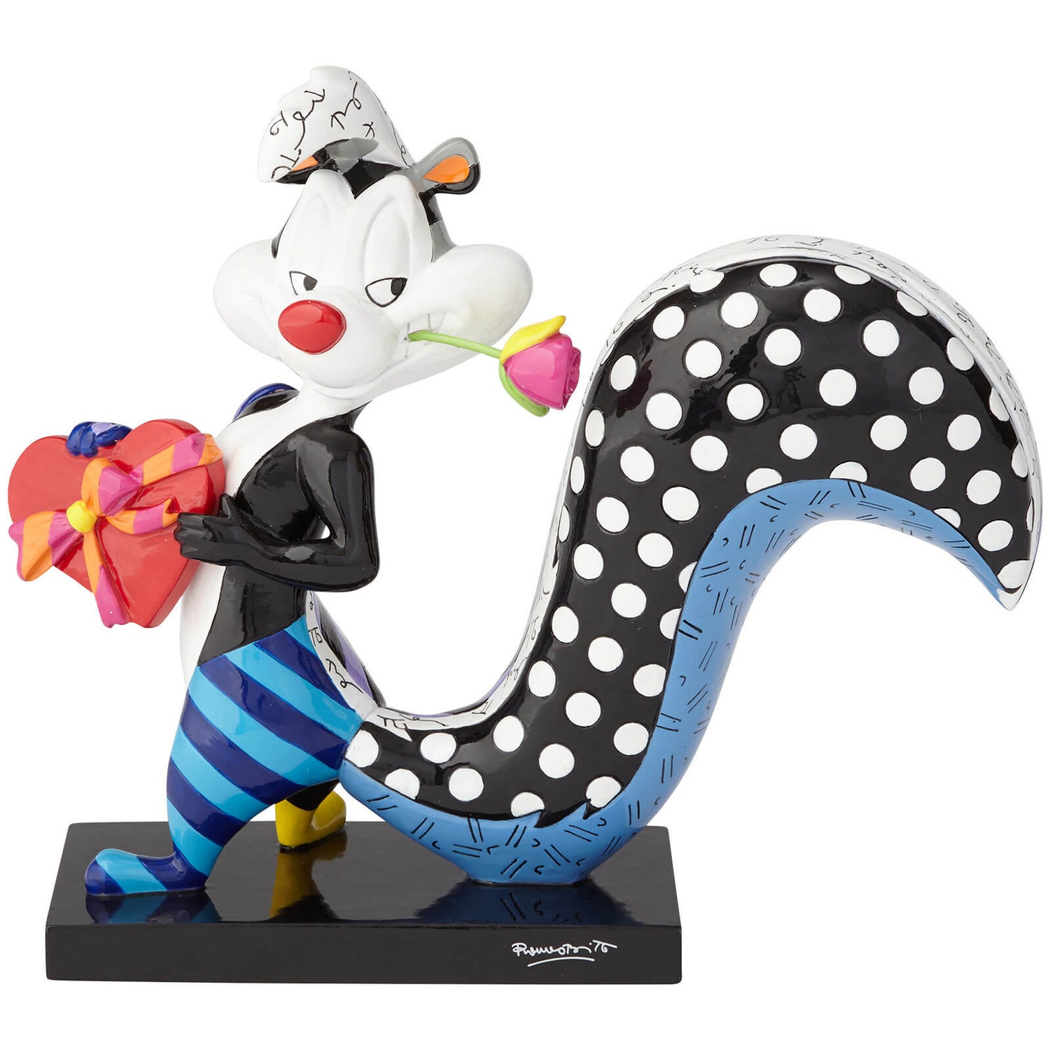 Looney Tunes Britto Pepe Le Pew with Flower Figurine