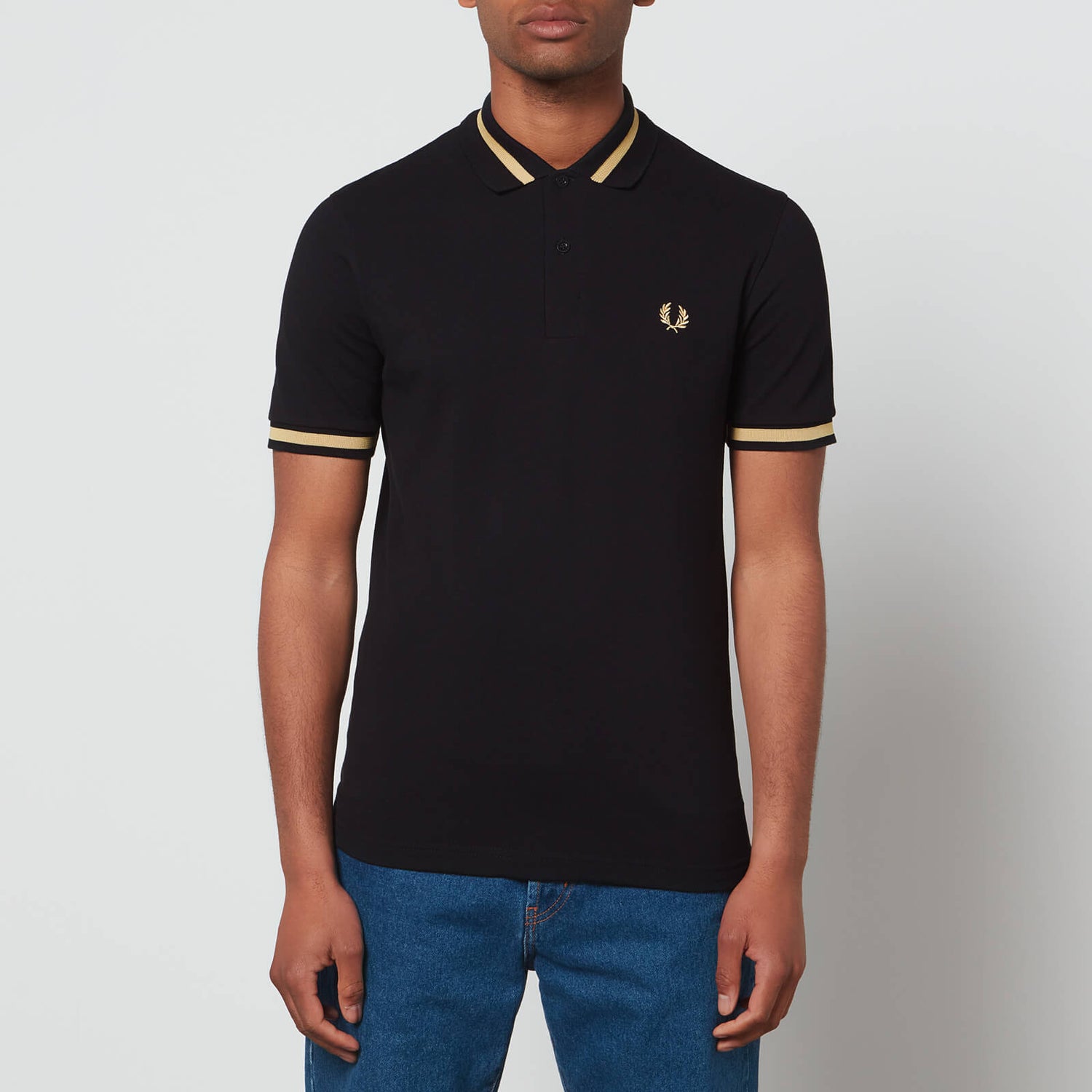 Fred Perry Men's Made In England Single Tipped Polo Shirt - Black/Champagne - 38/S