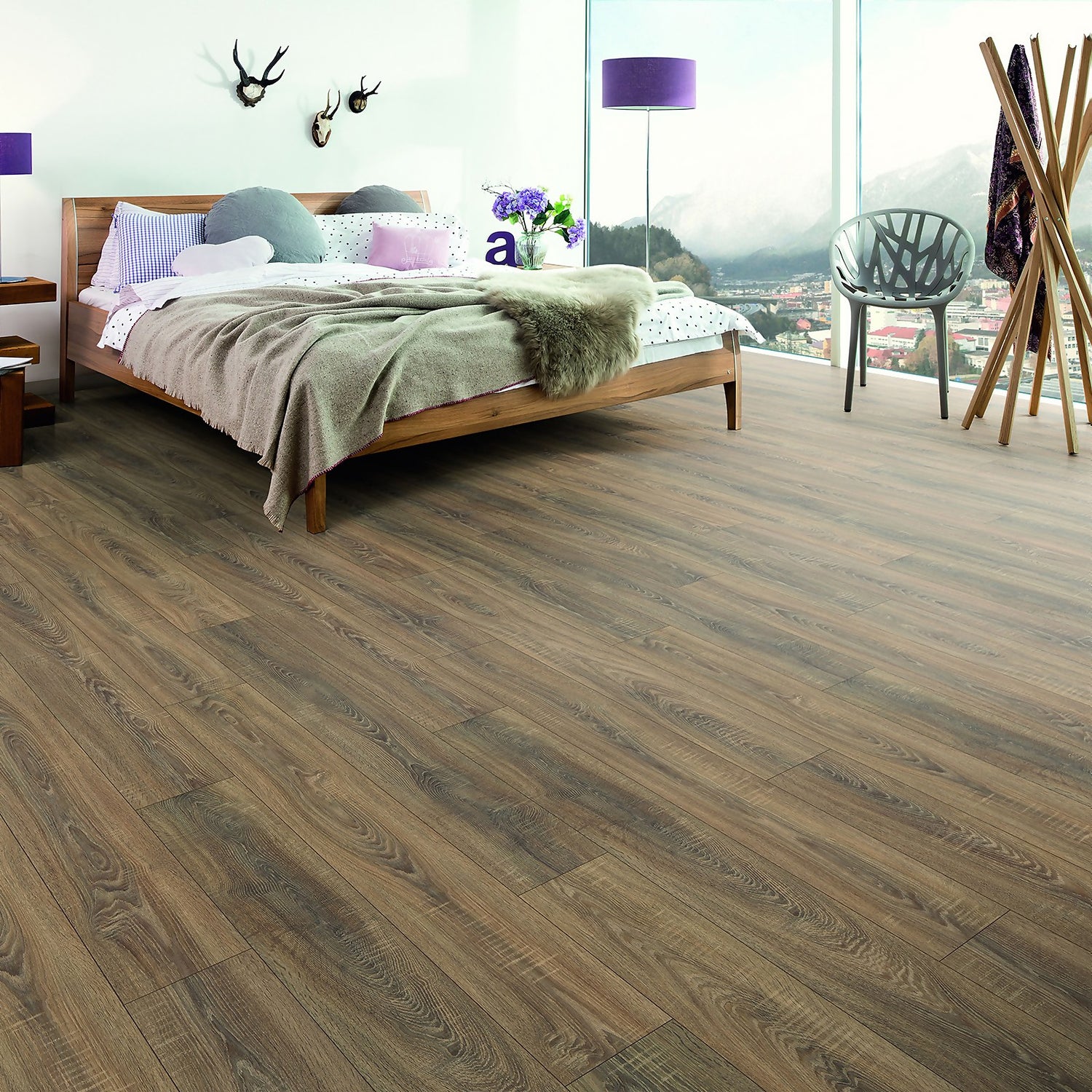 Homebase shop laminate flooring