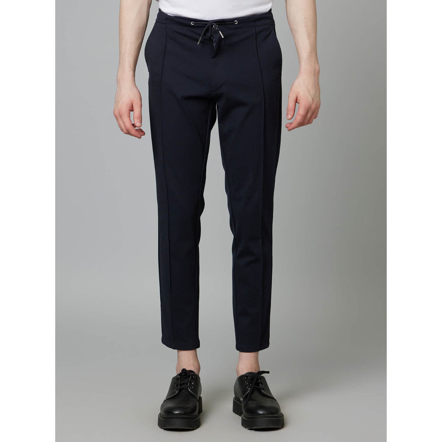 Skinny fit cropped trousers clearance