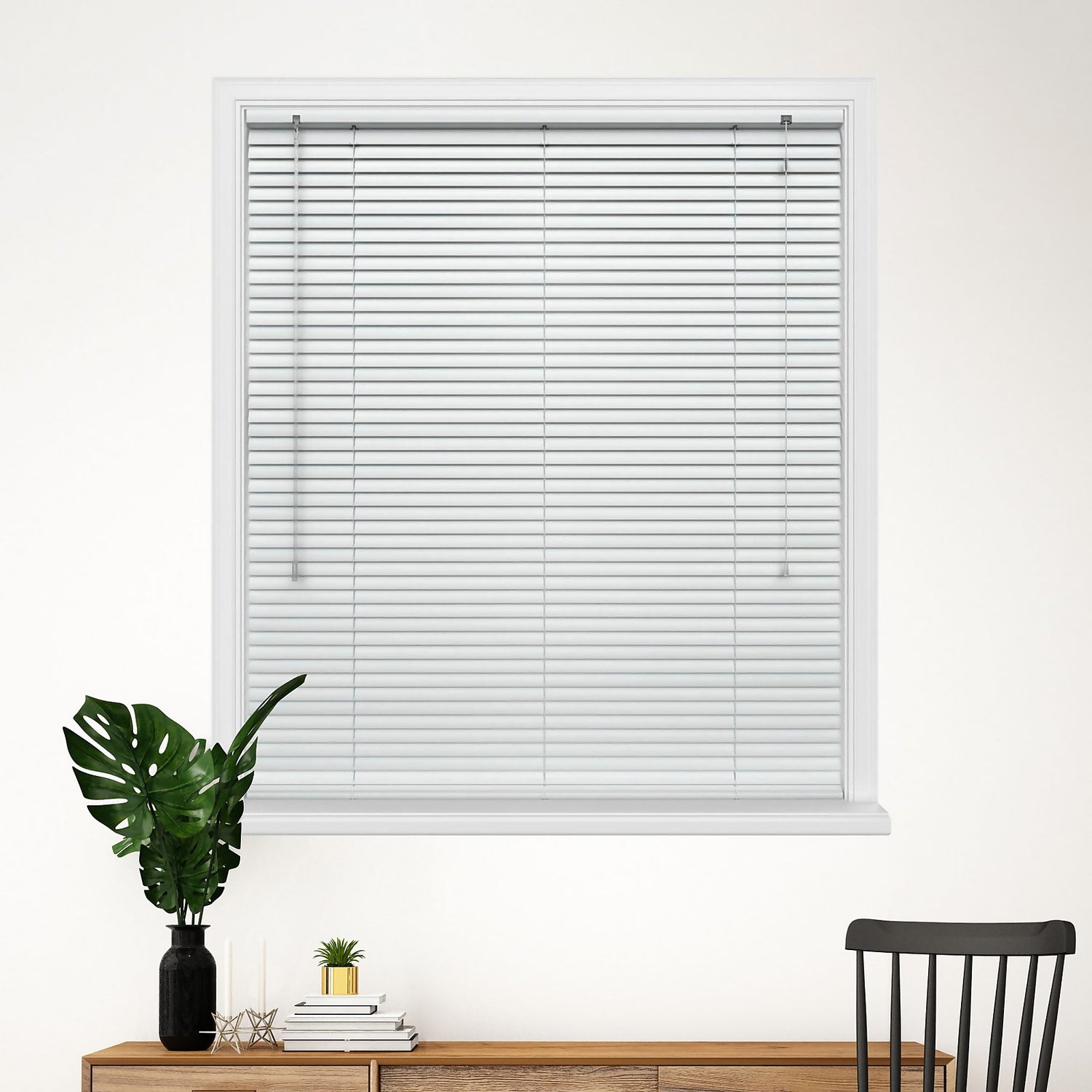 White 25mm Aluminium Venetian Blind 120x152cm Homebase