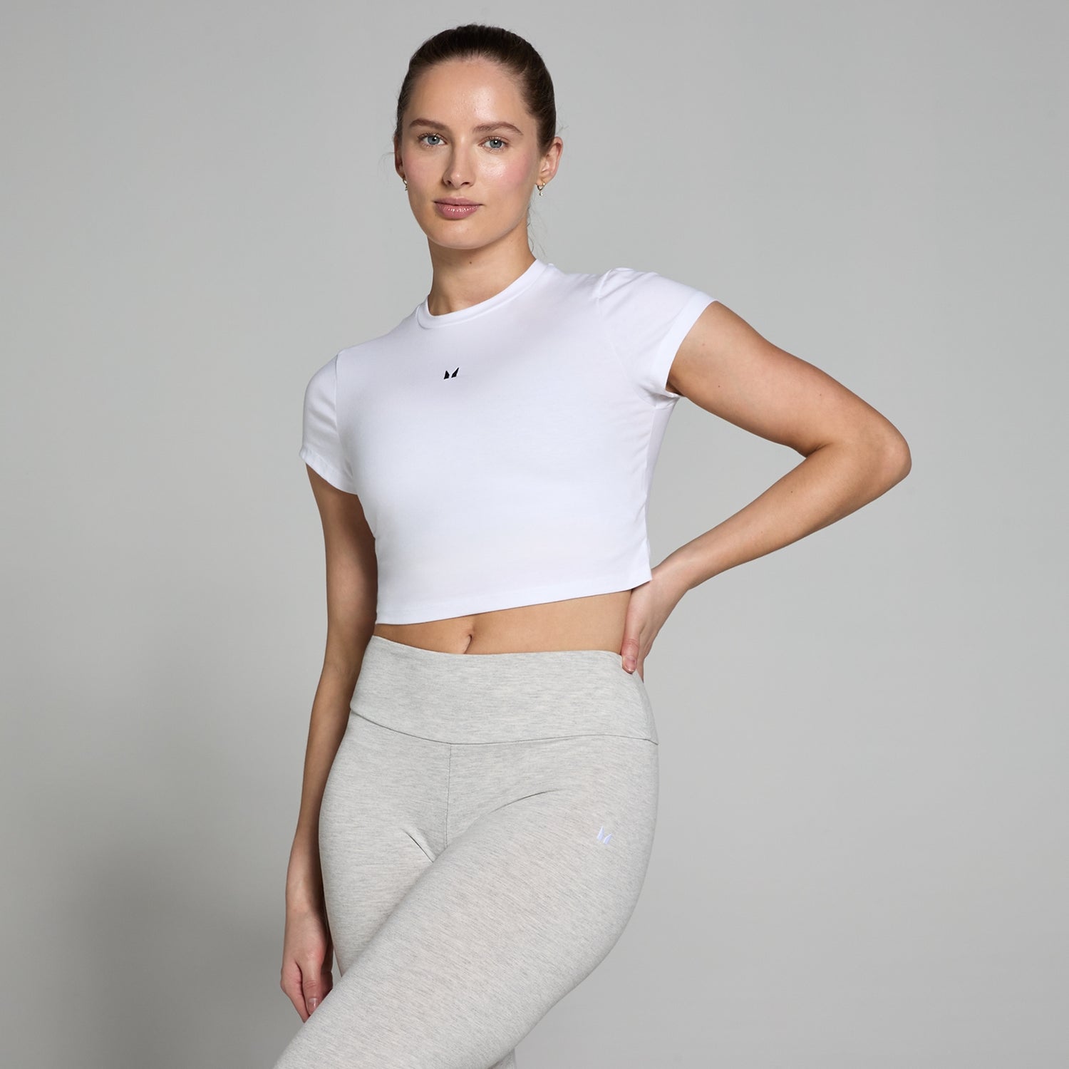 MP Damen Basics Körperbetontes Kurzarm-Crop-T-Shirt – Weiß - XXS