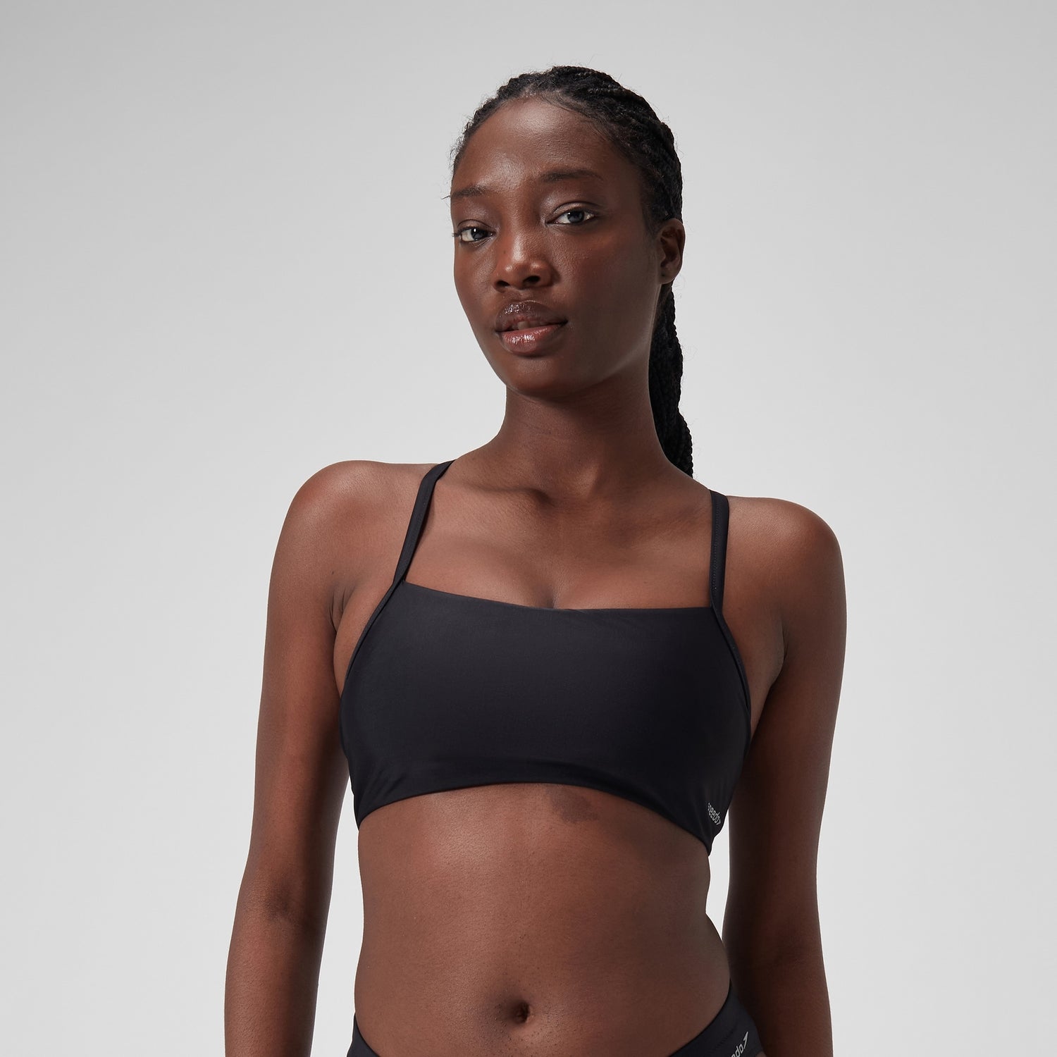Top corto de espalda deportiva para mujer Gris oscuro Speedo ES
