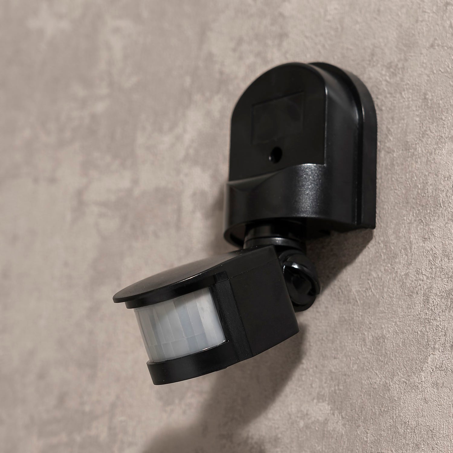 Homebase outdoor sensor store lights