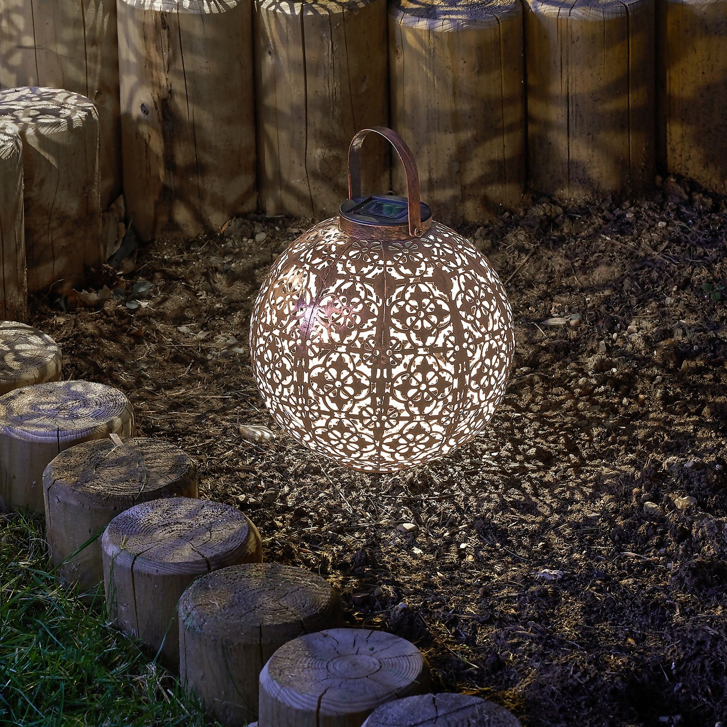 Homebase eastern hot sale solar light