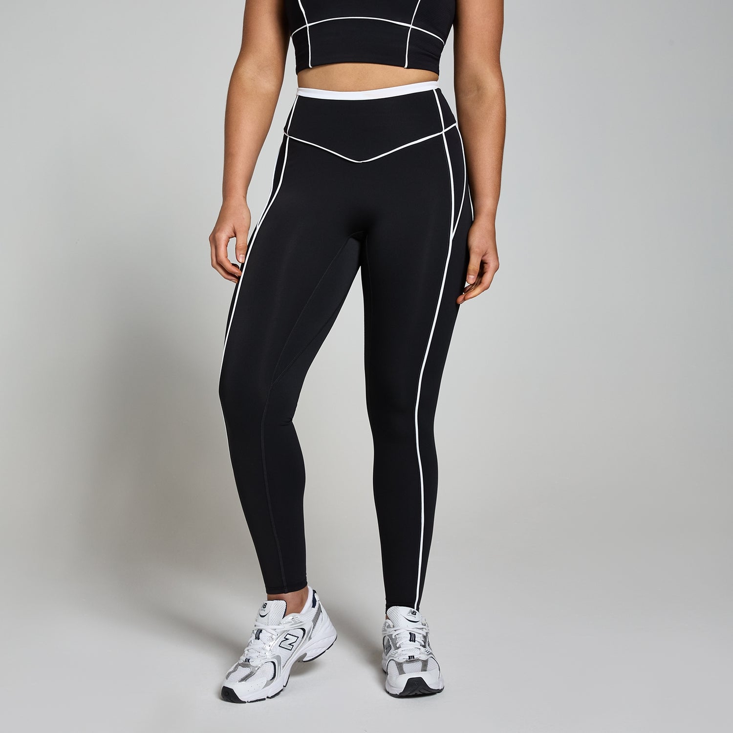 MP Women s Tempo Contrast Texture Leggings Black MYPROTEIN