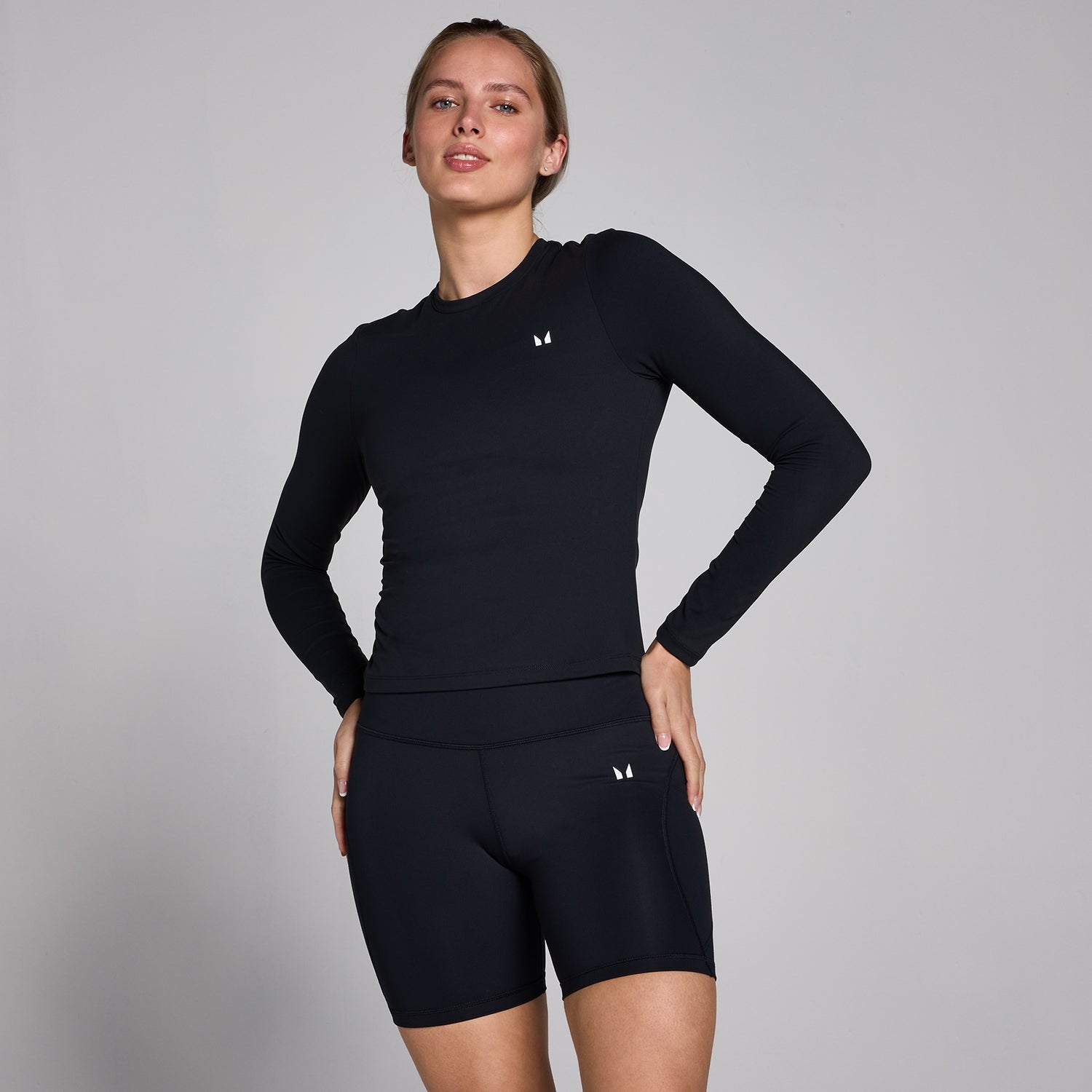 Maglia a maniche lunghe aderente MP Tempo Good da donna Nera MYPROTEIN