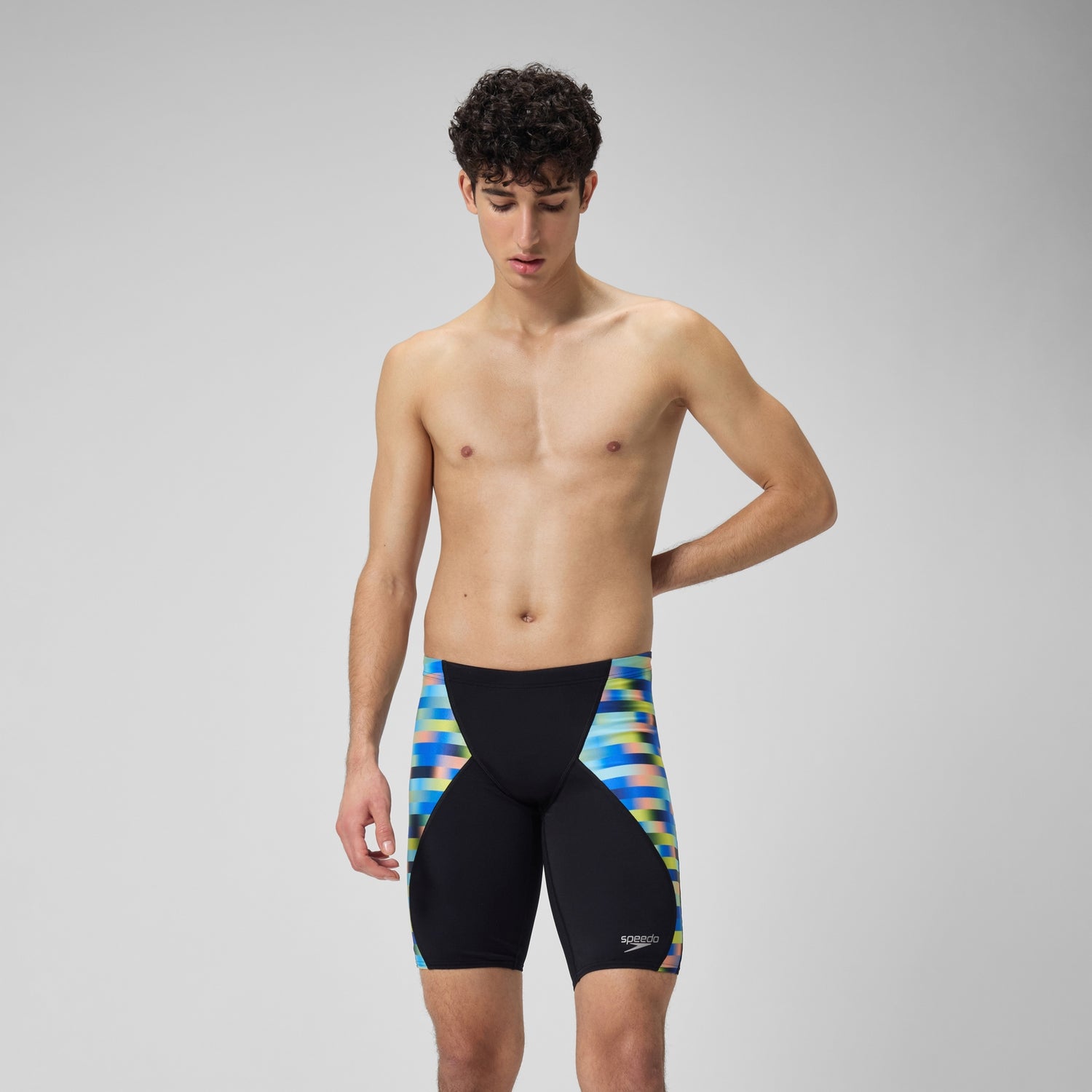 人気商品の再入荷情報をお届け！ speedo スピード V型競パン⑤ 83RV-18201 サイズM - 水着 水着・ラッシュガード