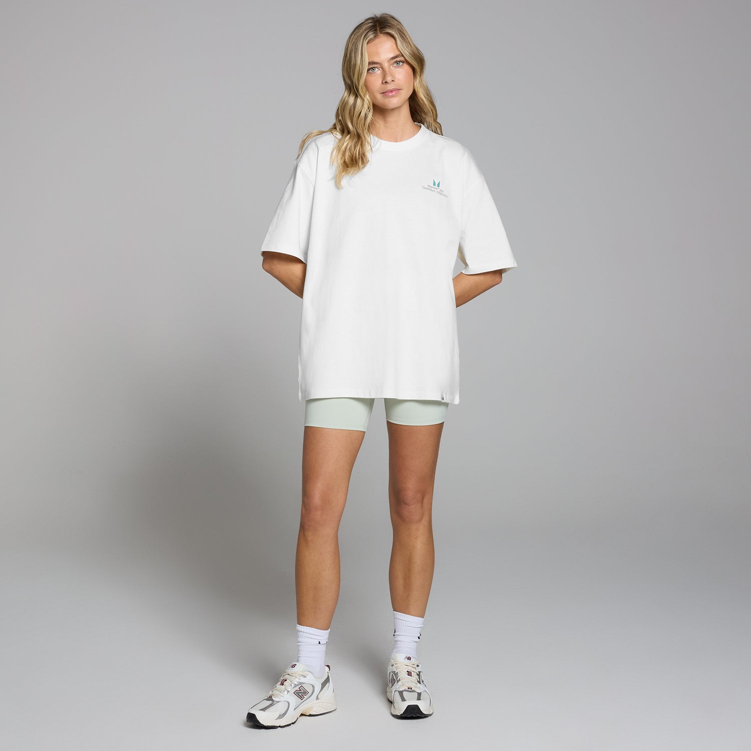 MP Retro Graphic T-Shirt - Retro White - XXS-XS