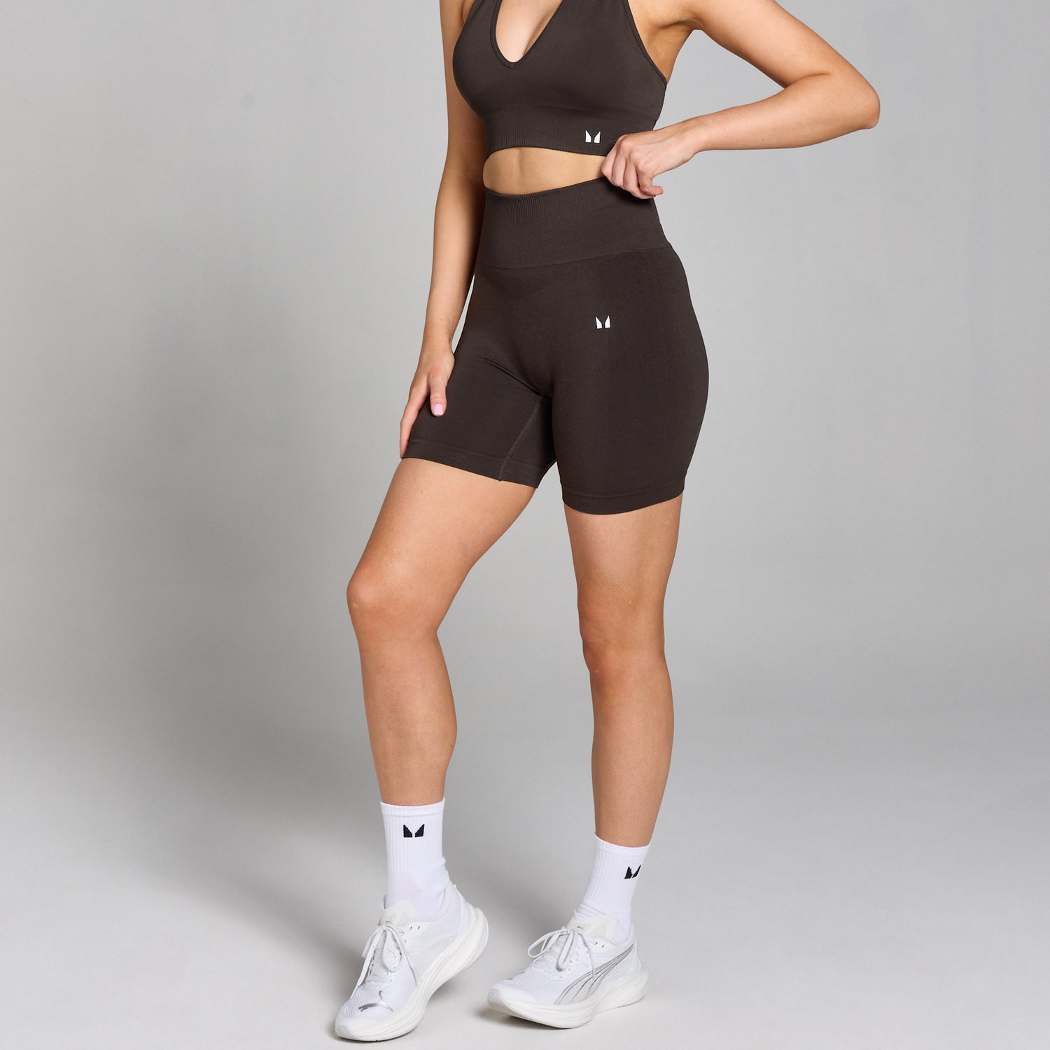 MP Women's Tempo Seamless Scrunch Shorts - Chocolate - XS