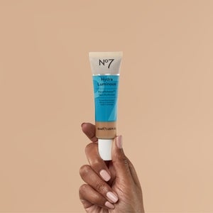 HydraLuminous AquaRelease Skin Perfector
