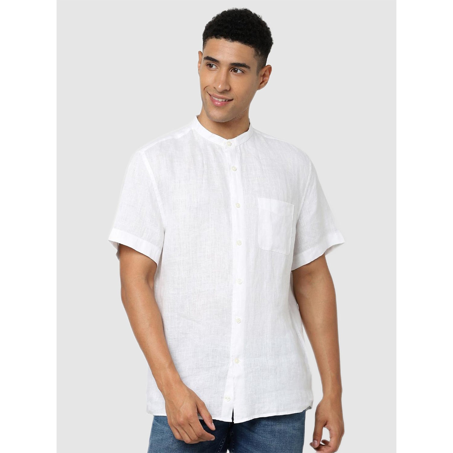 White Solid Regular Fit Classic Casual Shirt (BAMAOPOC)