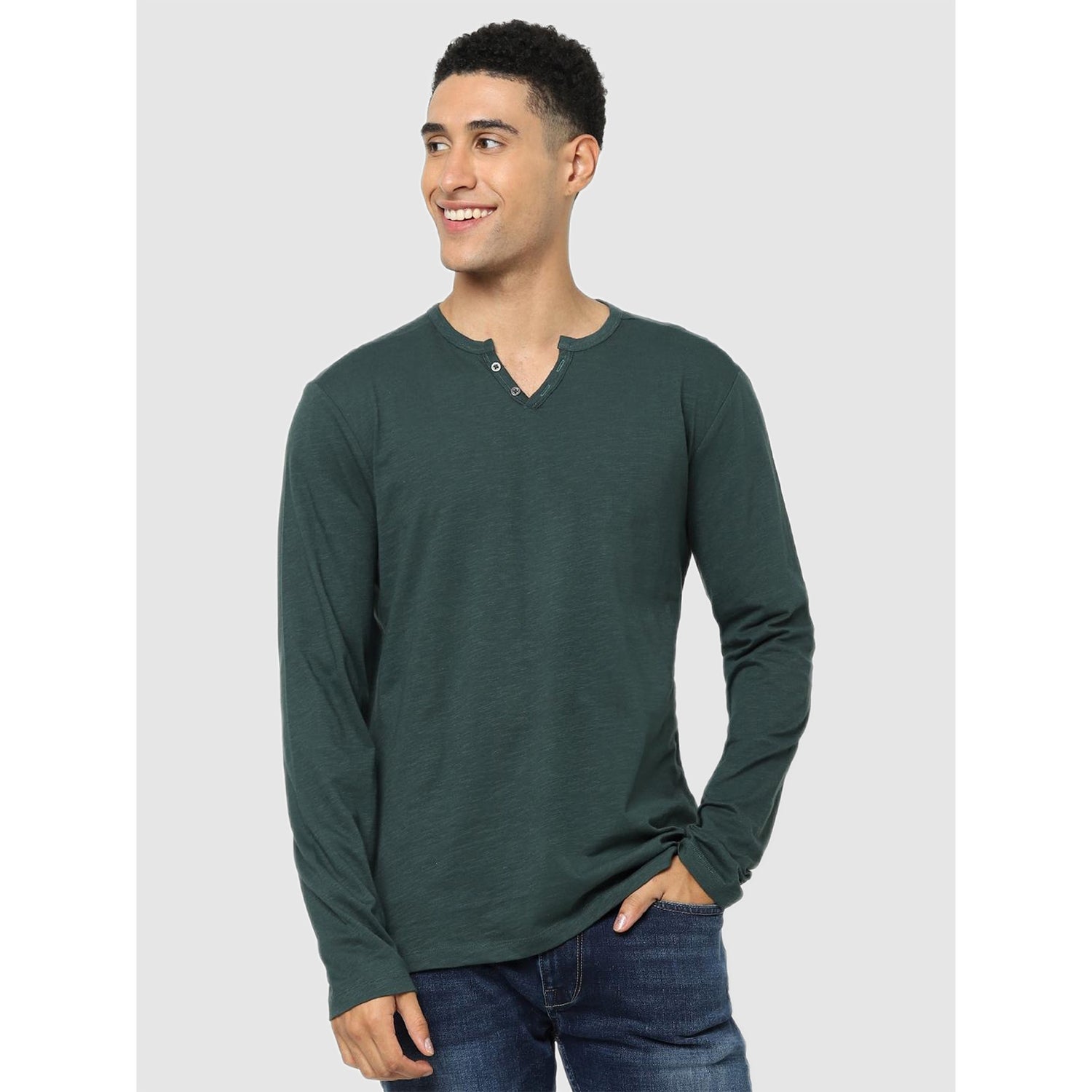 Green Regular Fit Henley Neck T-shirt (CEABELONGIN)