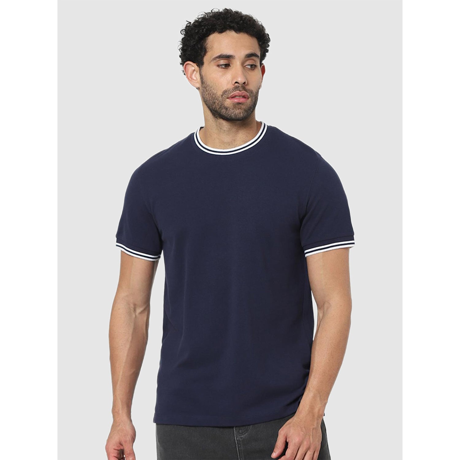 Navy Blue Solid Regular Fit Cotton T-shirt (BEPIQUO)
