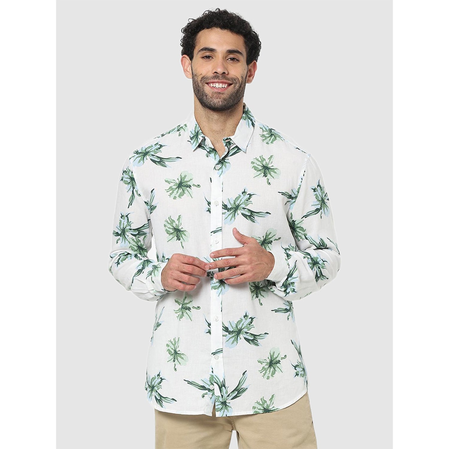 White Classic Slim Fit Floral Printed Casual Shirt (CAFLORAL)