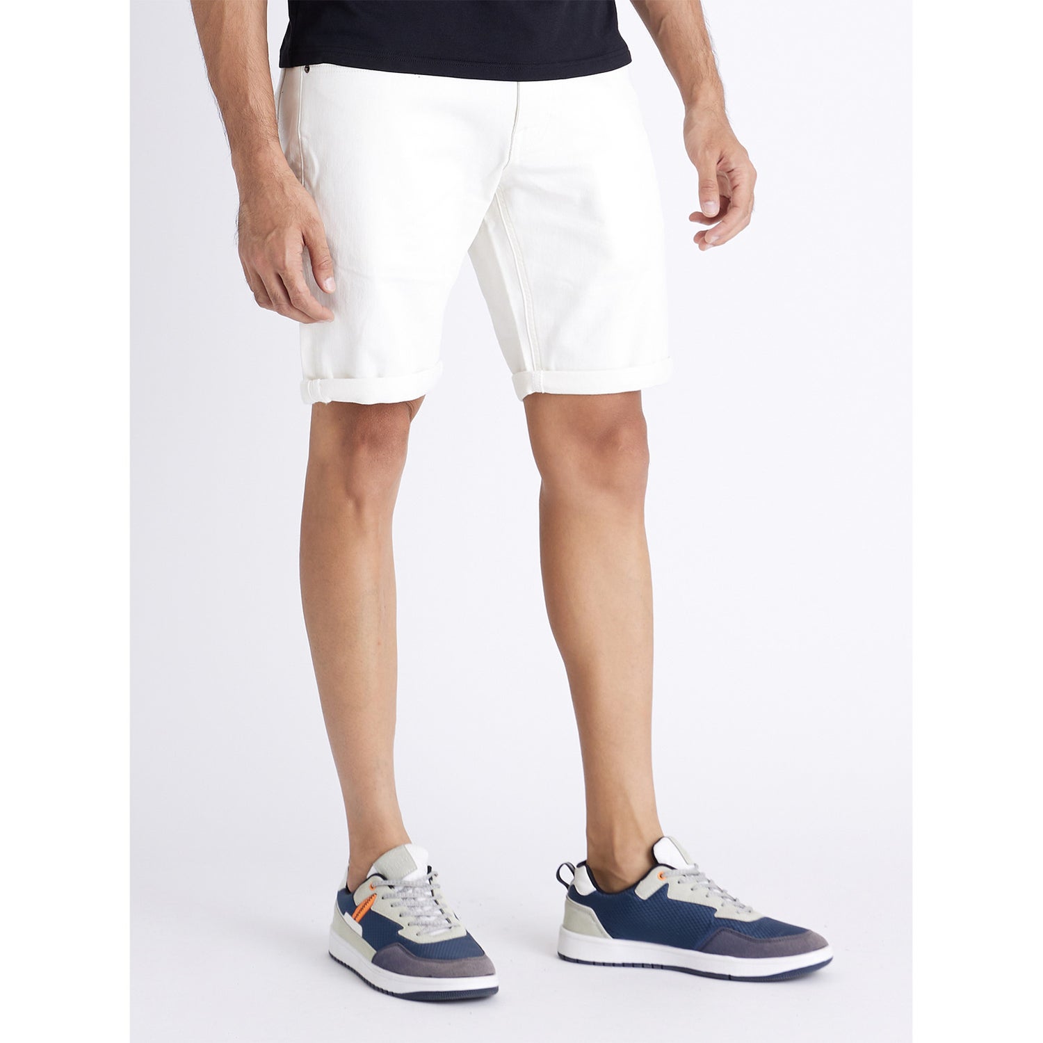 White Solid Regular-Fit Denim Shorts (BOKNITBM)