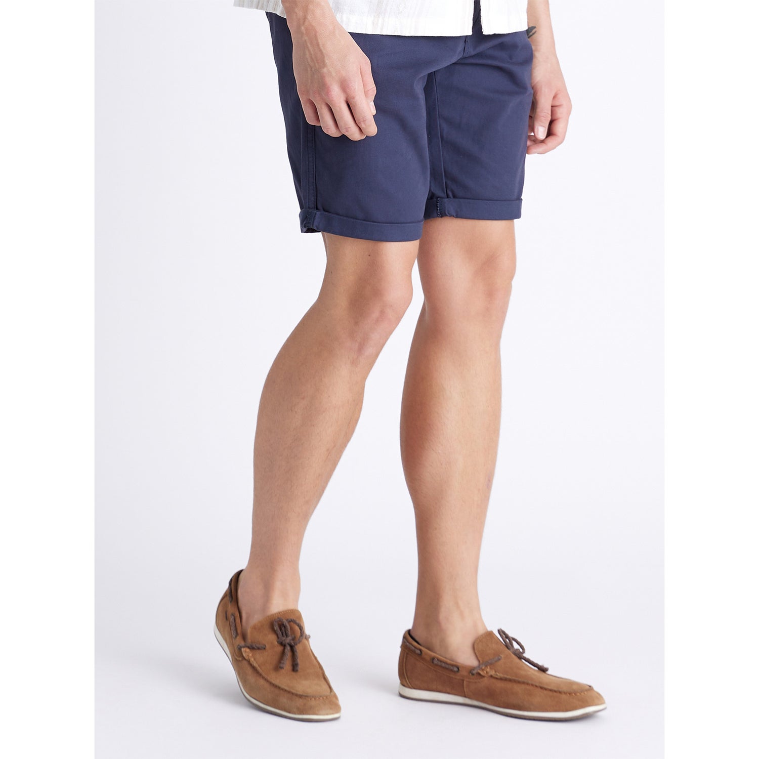 Navy Blue Solid Mid-Rise Cotton Cargo Shorts (BOCHINOBM)